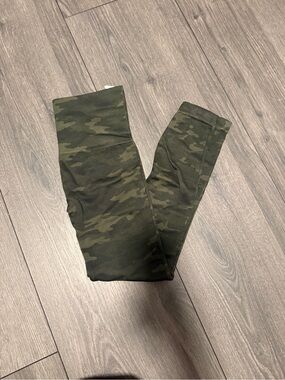 Spanx Camo Green Leggings